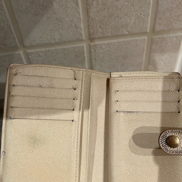 Louis Vuitton wallet - Picture 4 of 11